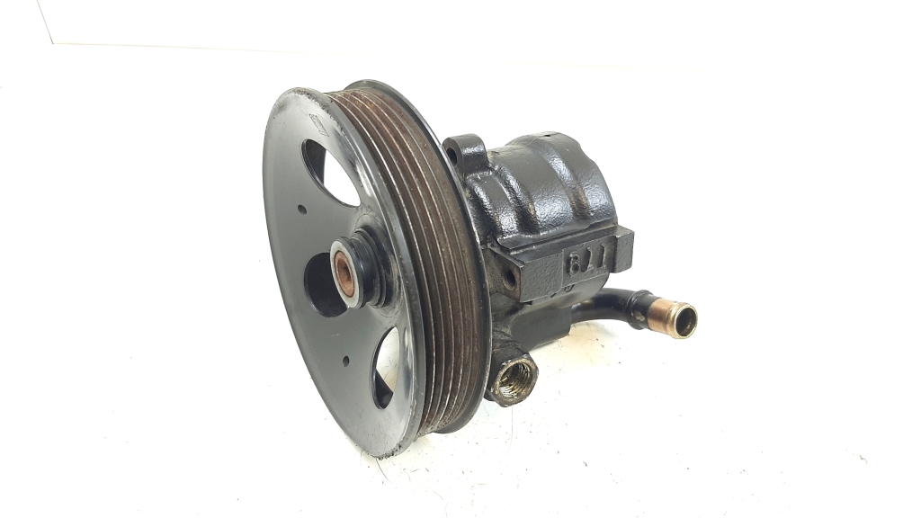 Used Opel Corsa Power steering pump 90473163