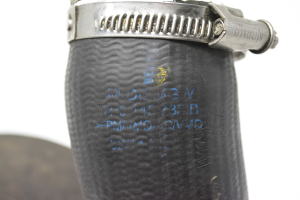  Intercooler hose 