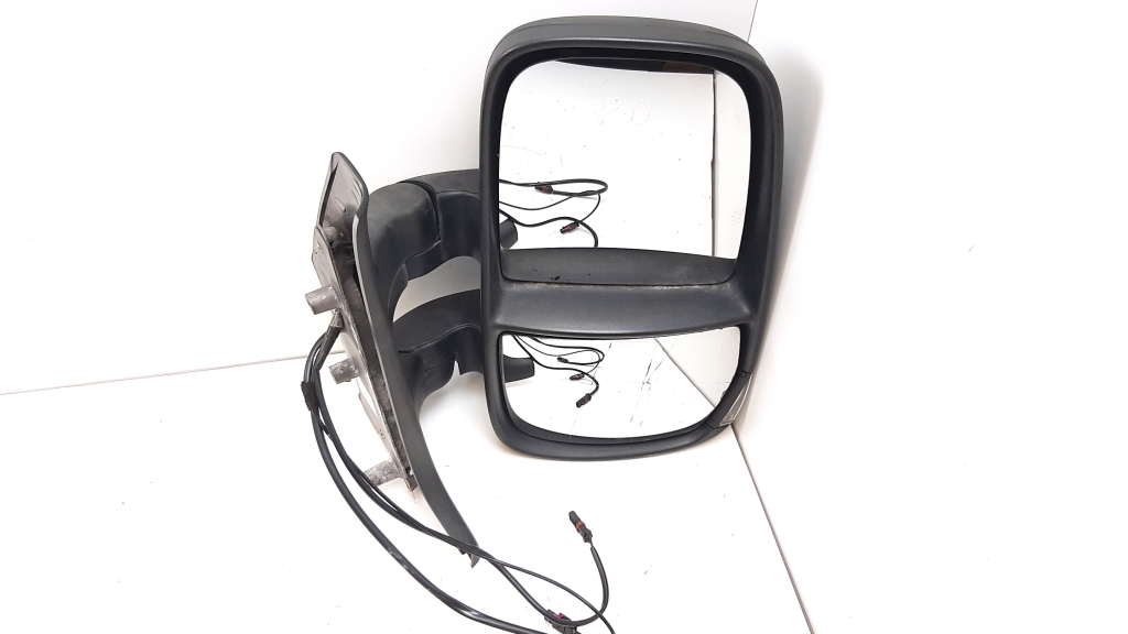 Used Iveco Daily Side mirror and its details 3800416