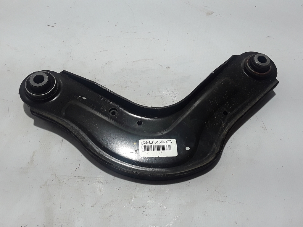 CHRYSLER Pacifica 2 generation (RU) (2016-2023) Rear Right Arm 68235367B 22420326