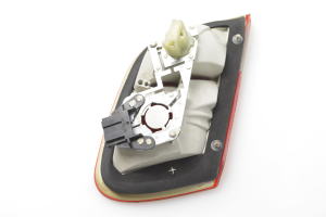 Mercedes Benz CLK-Class 208 (1997–2002) Tagatuli tagaluugil A2088200764 - 4