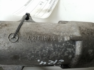Mercedes Benz C-Class 203 (2000–2007) Õlifiltri korpus A2711800610 - 4
