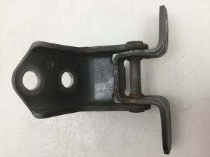 Rear side door upper hinge - D46172210B