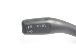 AUDI A4 B6 (2000–2005) Suunatulede lüliti 8E0953513 - 5