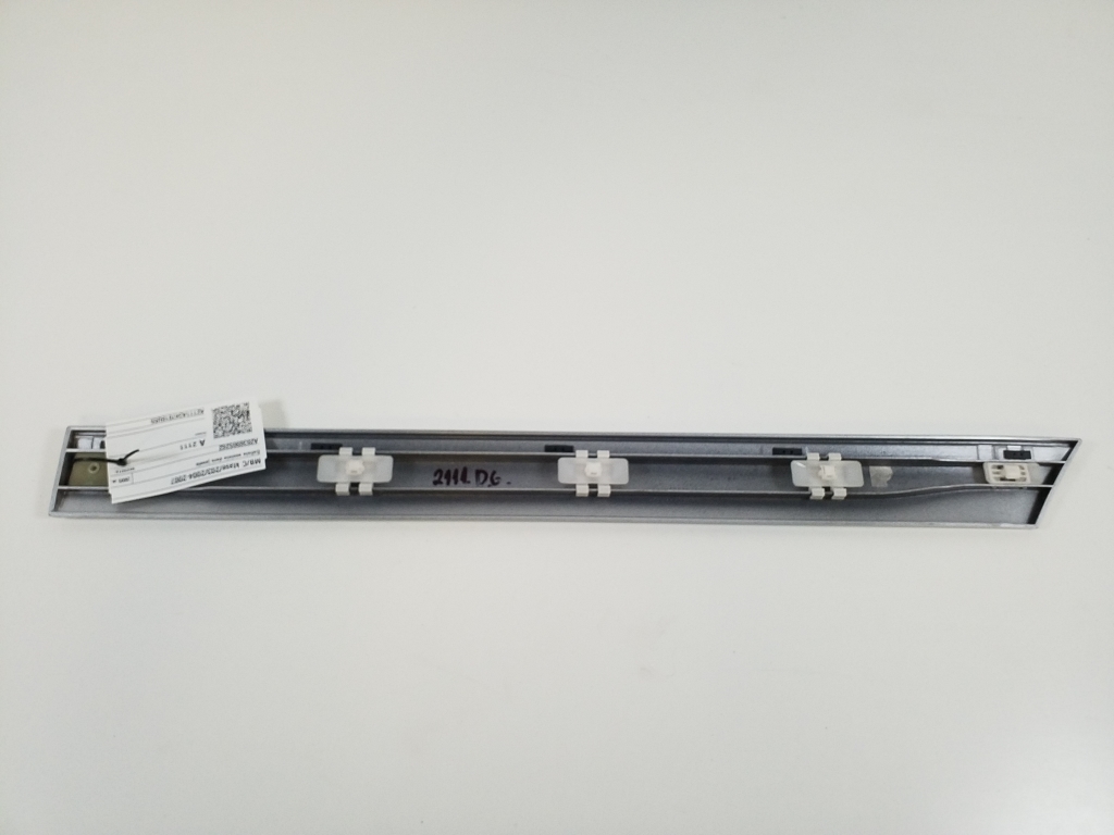 MERCEDES-BENZ C-Class W203/S203/CL203 (2000-2008) Right Side Sliding Door Molding A2036905262 21014394