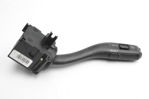 AUDI A4 B6 (2000–2005) Klaasipuhastite lüliti 8E0953503B - 2