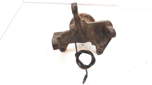 Iveco Daily IV (2006–2011) Front wheel hub - 2