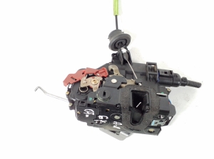 AUDI A8 D3 (2002–2010) Tailgate lock 4E0839015 - 2