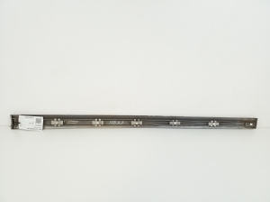 Mercedes Benz C-Class 203 (2000–2007) Esiukse liist A2036902162 - 4