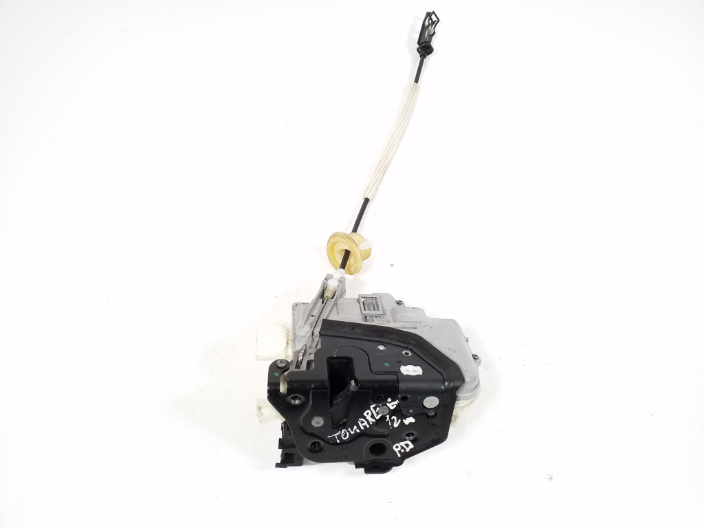 VOLKSWAGEN Touareg 2 generation (2010-2018) Front Right Door Lock 8J2837016A 21930097