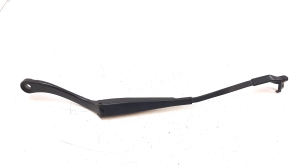   Windshield wiper blade 