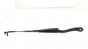  Windshield wiper blade 