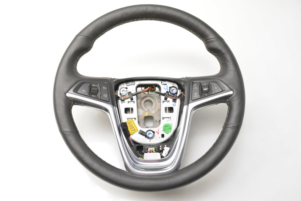 Used Opel Mokka Steering wheel 13473062