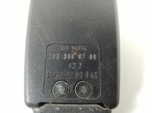 Mercedes Benz C-Class 203 (2000–2007) Tagaistme turvavöö lukk A2038600769 - 3