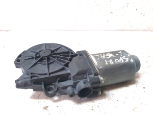 Kia Sportage (2010–2016) Hinterer Seitentür-Fensterhebermotor 402353B - 4