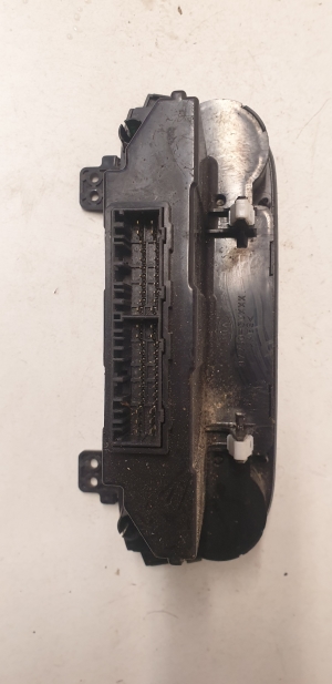 Kia Sportage (2010–2016) Heater control panel 972503UXXX - 2