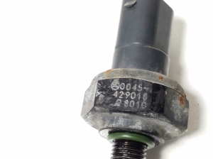 Mercedes Benz ML-Class 164 (2005–2011) A/C condenser sensor A0045429018 - 2