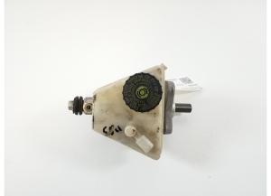 Mercedes Benz C-Class 203 (2000–2007) Brake master cylinder A0054309601 - 2
