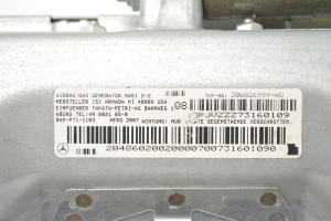Mercedes Benz C-Class 204 (2007–2014) Põlveturvapadi 2048602002 - 5
