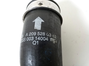   Ladeluftkühlerschlauch  - A2095280382 