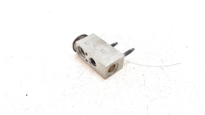  Air conditioner hose valve 