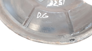VOLVO V70 III (2007–2017) Protection moyeu arrière 6G912K316AC - 3