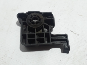 RENAULT Twingo III (2014–2026) Radiator bracket 215143071R - 2