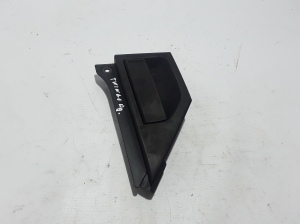 Tagumise külgukse välimine käepide ja selle osad - 826063067R