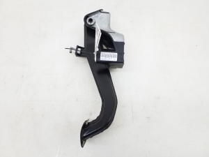 Mercedes Benz C-Class 204 (2007–2014) Bremspedal A2042902101 - 2