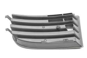  Front bumper lower grille 