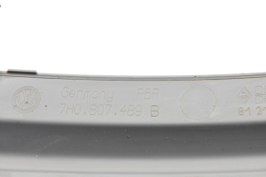 Volkswagen Transporter T5 (2003–2015) Front bumper lower grille 7H0807489B - 5