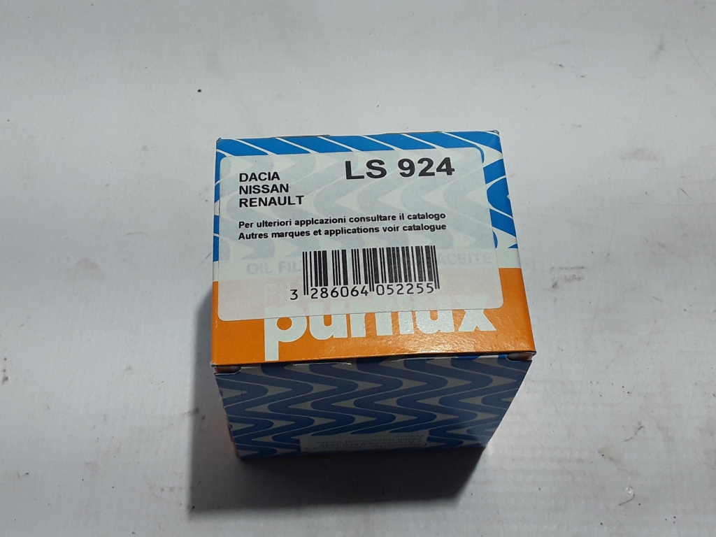 RENAULT Clio 3 generation (2005-2012) Oil filter 7700082124, 7700112686, 7700112690 22420793