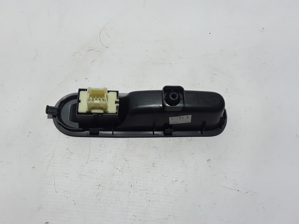 RENAULT Twingo 3 generation (2014-2023) Front Right Door Window Switch 809603714R 22420787