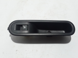 Front door glass switch - 809603714R