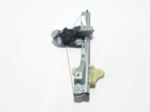 RENAULT Twingo III (2014–2026) Front door window regulator 807208353R - 3