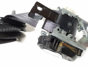 Chevrolet Camaro (2015–2026) Sicherheitsgurt hinten 84139232 - 2