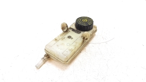   Brake fluid reservoir  - 9680931580 