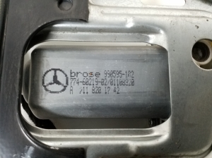 Mercedes Benz CLC-Class 203 (2001–2007) Priekšējo durvju logu pacēlājs un tā daļas - 3