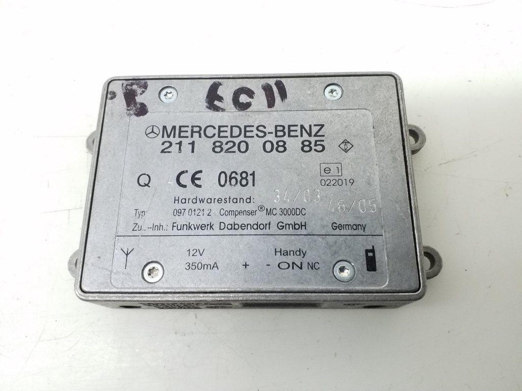 MERCEDES-BENZ C-Class W204/S204/C204 (2004-2015) Amplificator antenă A2118200885 20978842