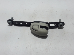  Seat belt height adjuster 