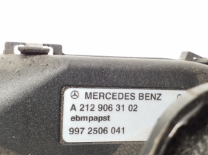 Mercedes Benz E-Class W212 (2009–2015) Kaitsmeploki jahutusmootor A2129063102 - 3