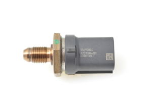  High pressure fuel line sensor 