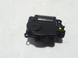   Interior shoulder valve motor 