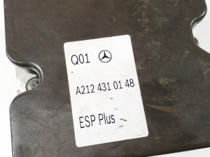 Mercedes Benz E-Class W207 (2009–2017) ABS Steuergerät A2124310148 - 4