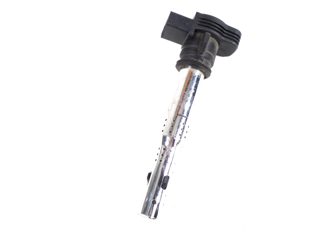 Used AUDI RS4 Ignition coil 07K905715D