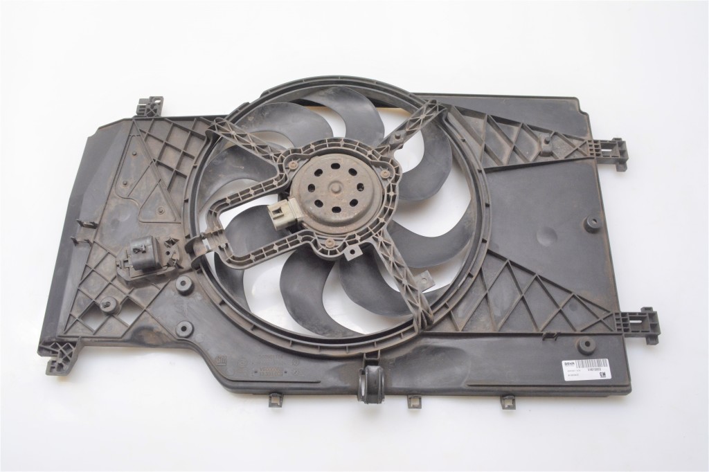Used Opel Meriva Cooling fan and its parts 13331009