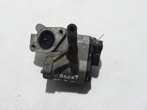  EGR valve 