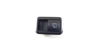   Rear side door glass switch 