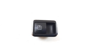   Rear side door glass switch 