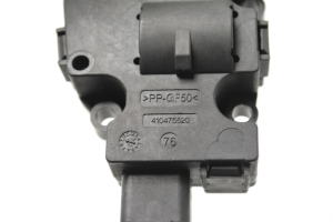 BMW 3 SERIES F30 (2011–2018) Salongi soojenduse klapi mootor 412650750 - 4